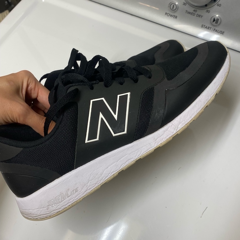 New balance great condition size 10 almost new